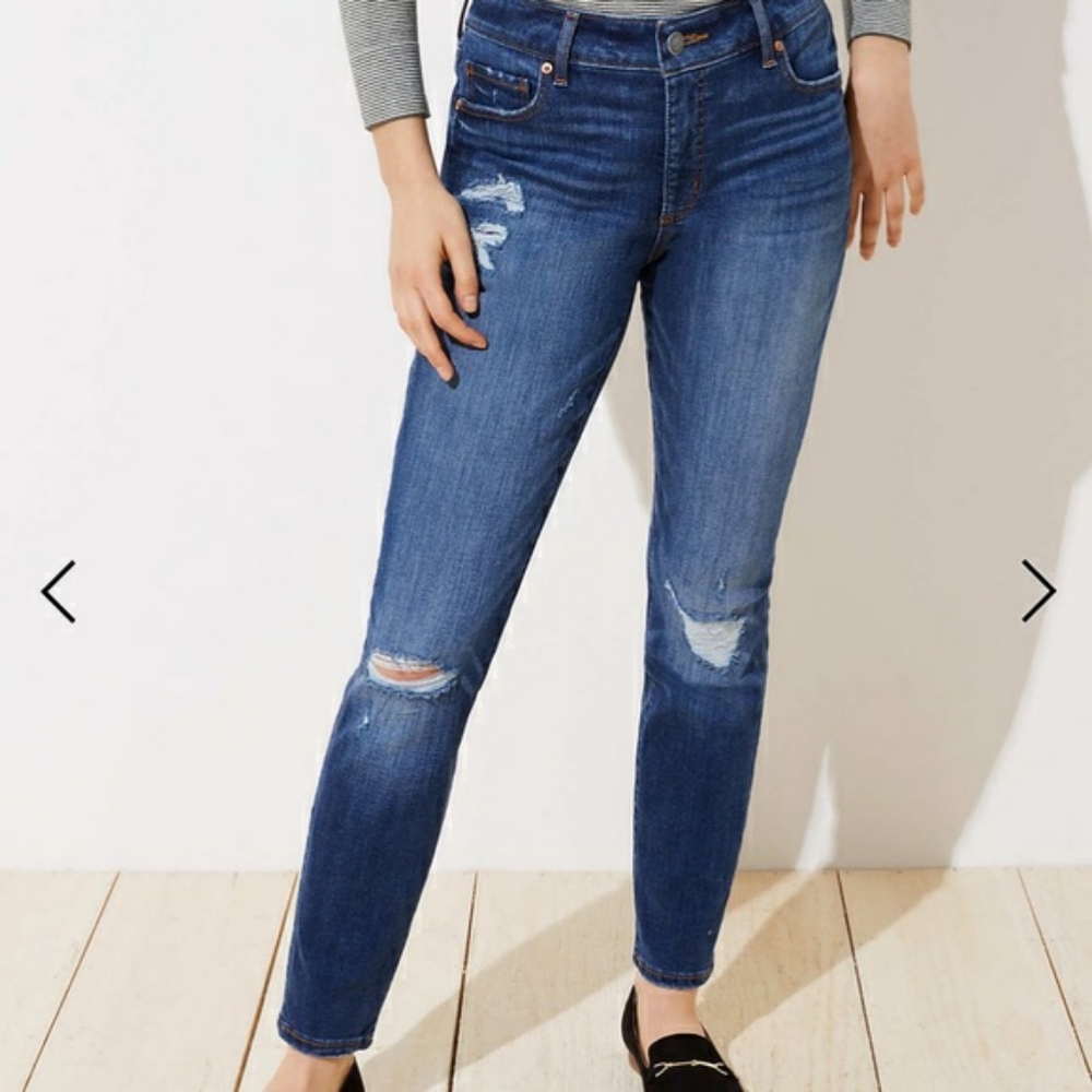 Loft Curvy Skinny Destructed Jeans